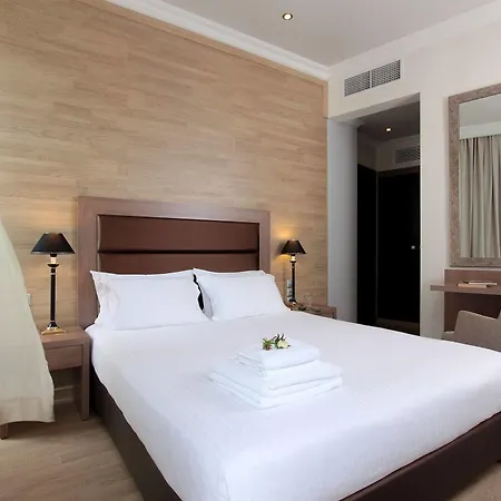 Lotus Hotel Ateny